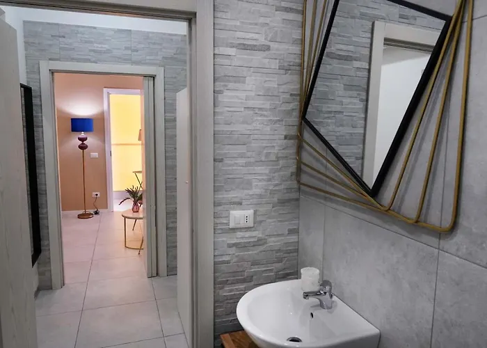 Apartment Marchese 124 *